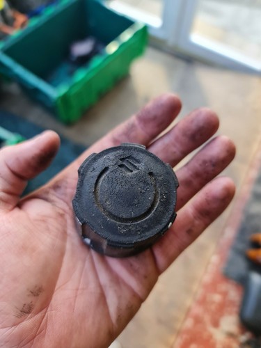 Suzuki lt50 hub cap - 50,
